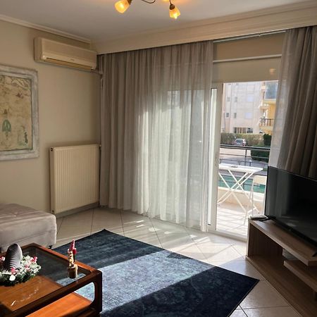 Parma'S Pool Apartment Переа Экстерьер фото