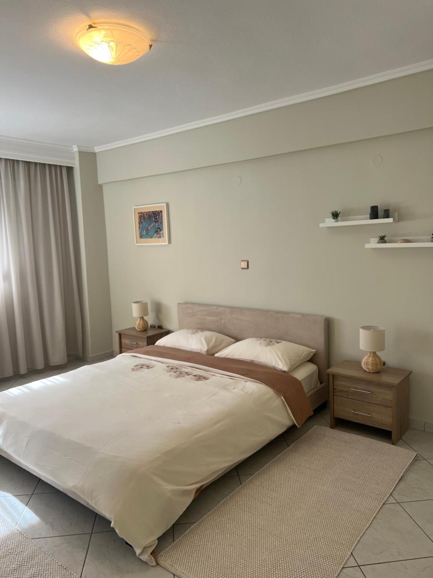 Parma'S Pool Apartment Переа Экстерьер фото